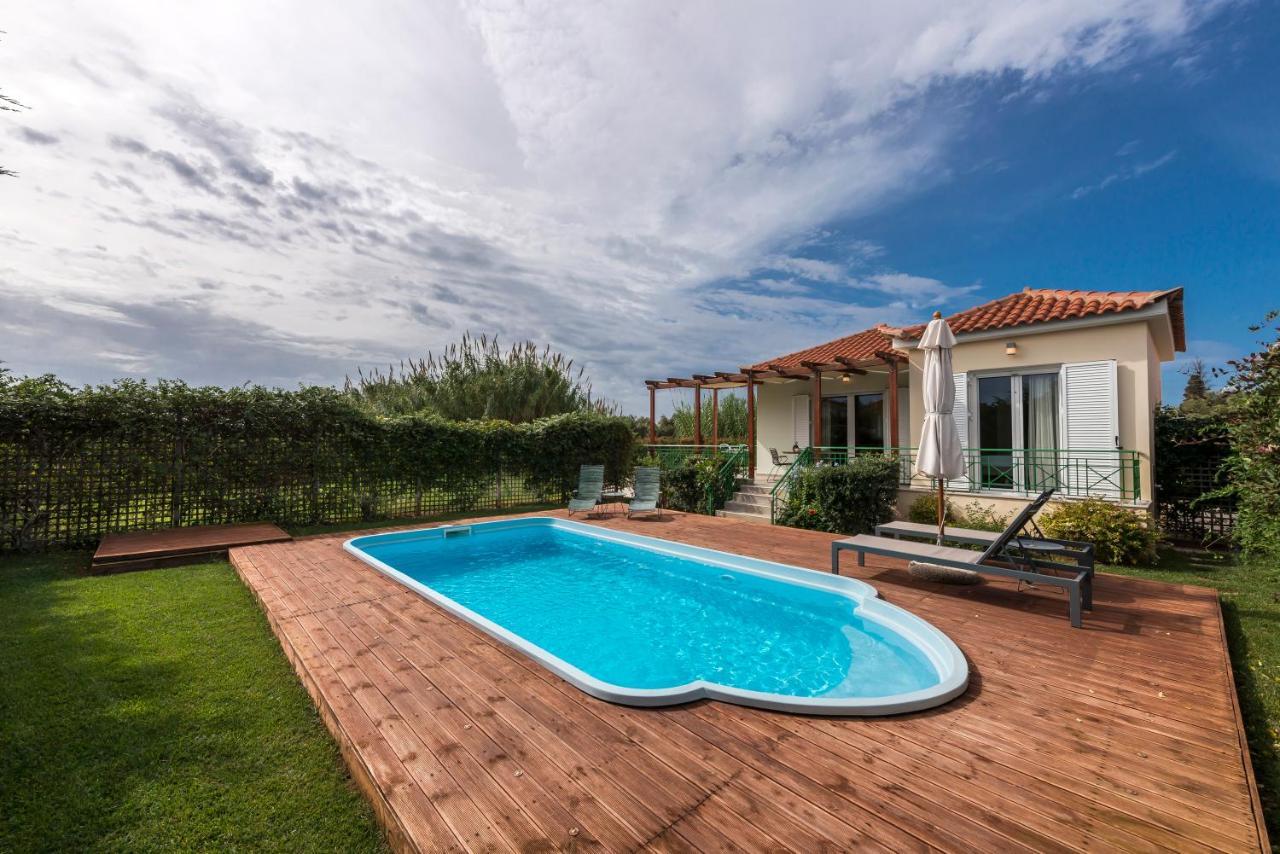 Venus Villa With Private Pool, 2Min To The Beach Finikounta Bagian luar foto