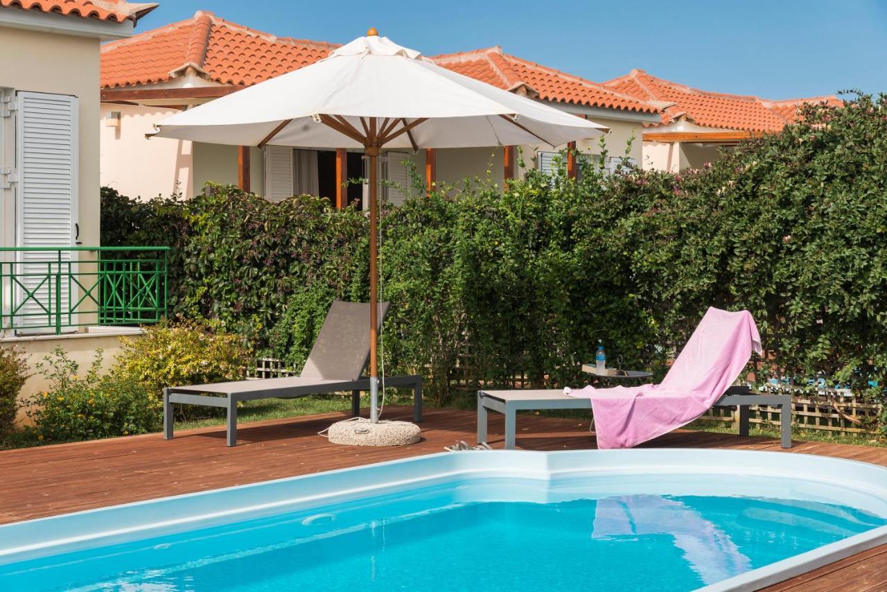 Venus Villa With Private Pool, 2Min To The Beach Finikounta Bagian luar foto